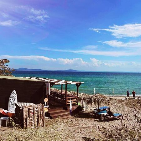 Lovely Studio Apartment On The Beach Burgas Extérieur photo