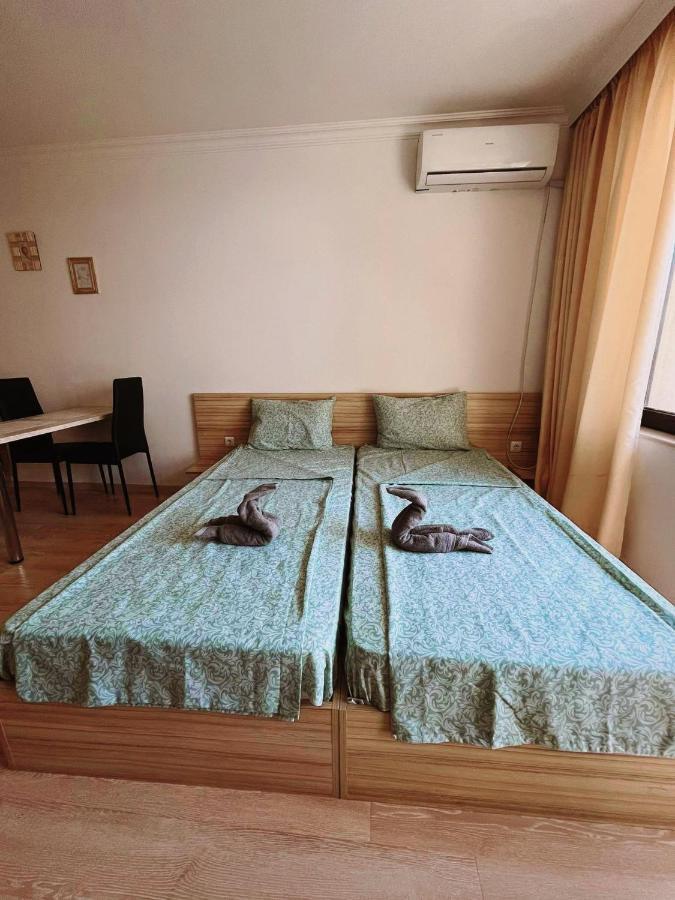 Lovely Studio Apartment On The Beach Burgas Extérieur photo